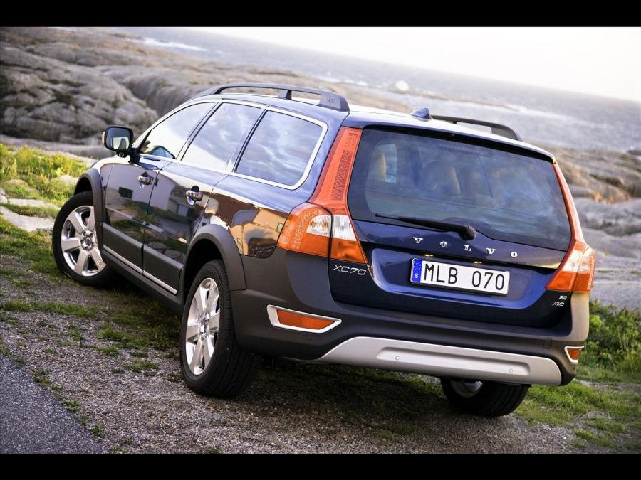  Volvo XC70 3.2 AWD 2008 года  (фото 17 из 68)